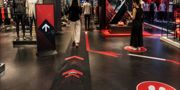 7 Benefits of Floor Signage for Retail Stores and Events