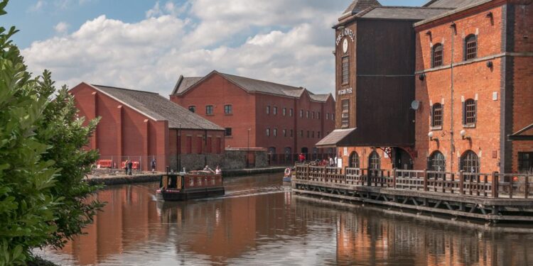 Why First-Time Buyers Are Becoming More Active in Wigan’s Property Market