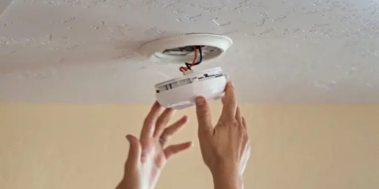Avoiding Liability Through Consistent Smoke Detector Maintenance